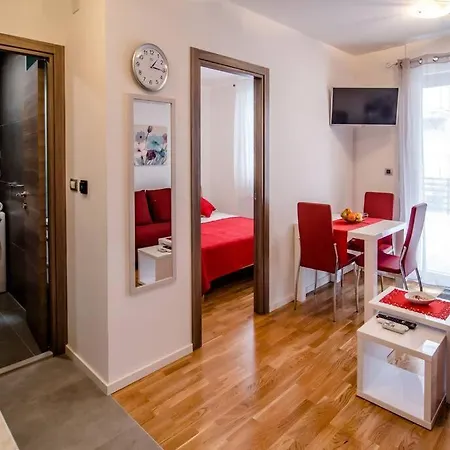 شقة Studio Dalmatia *